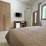 Residenza Montegrappa Garden Nocleg ze śniadaniem